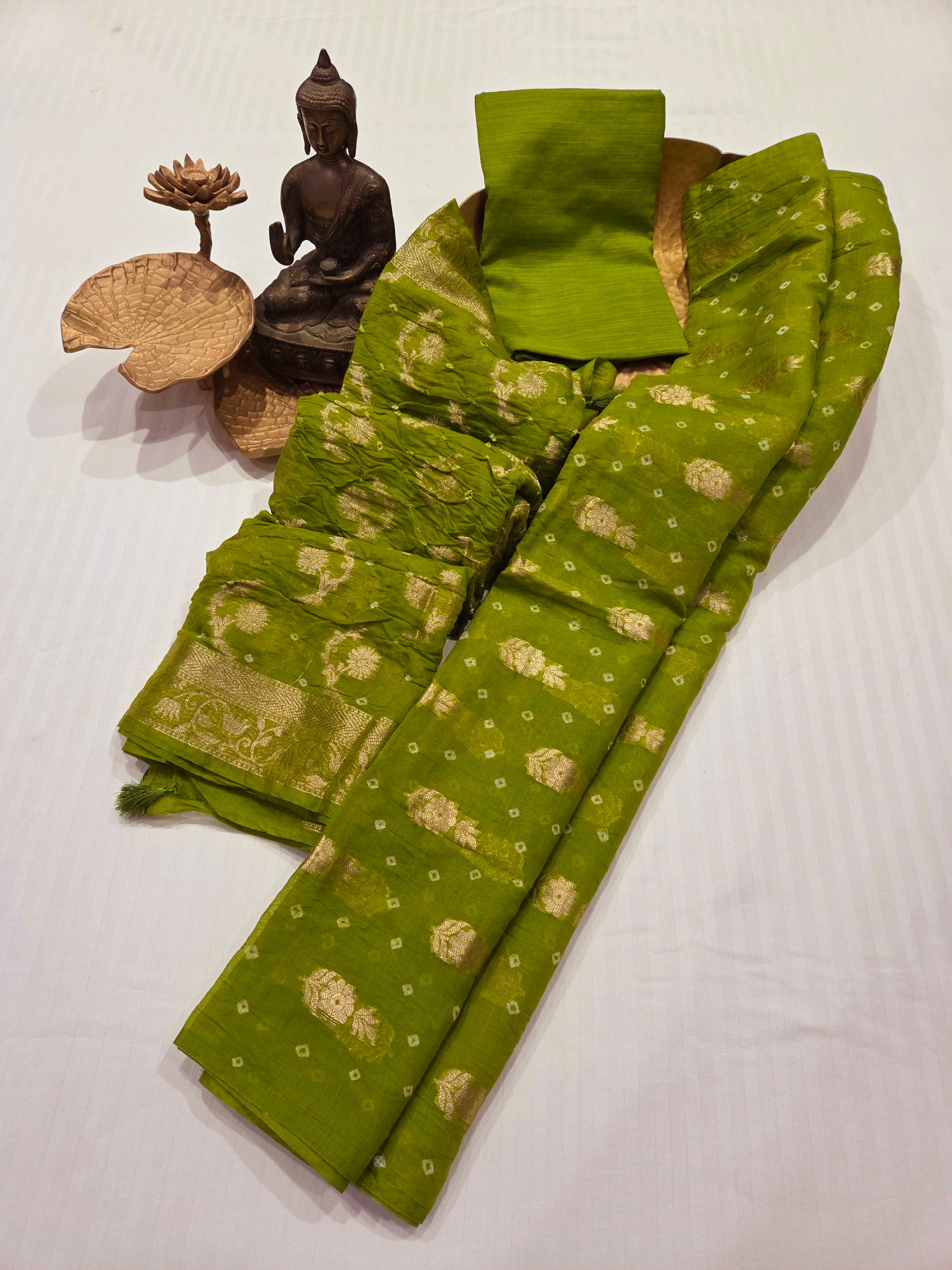 Hand Knotted Bandhani Pure Mulmul Suit Set