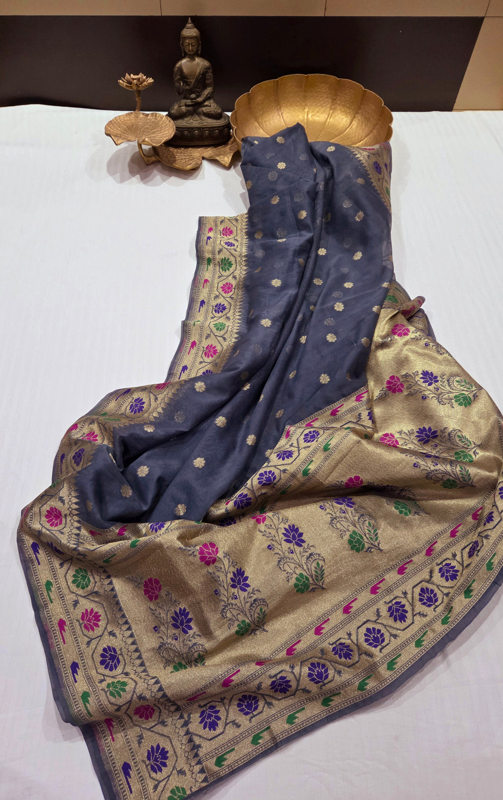 Handloom Banarasi Crepe Silk Saree