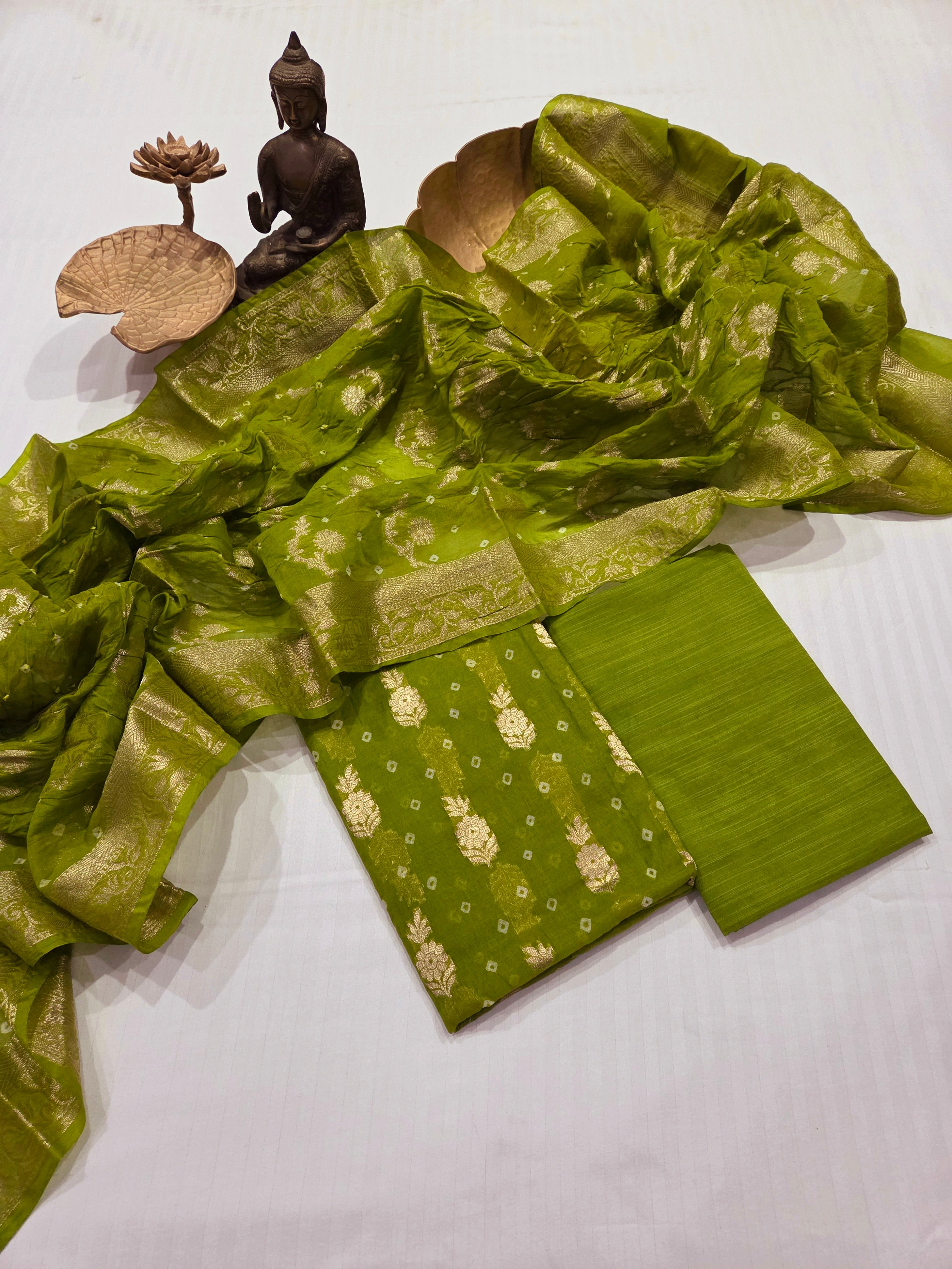 Hand Knotted Bandhani Pure Mulmul Suit Set
